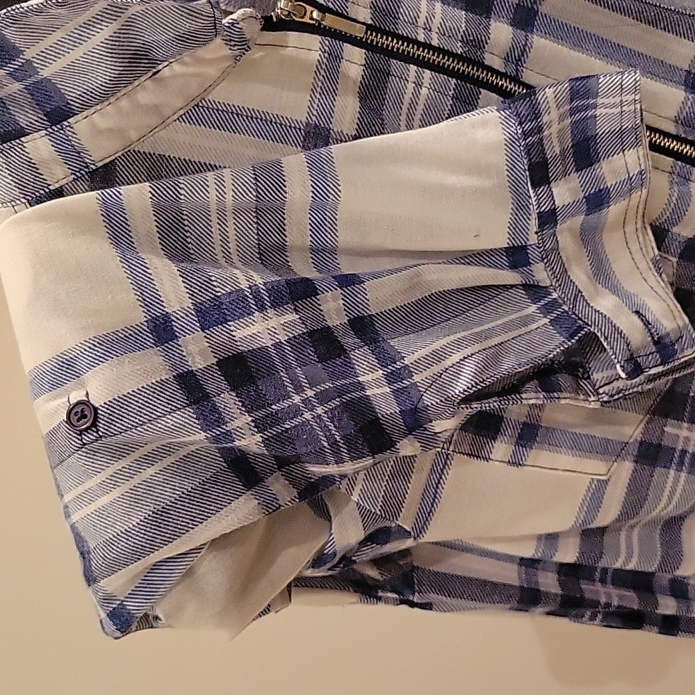 Shirt - Picture 5 of 5